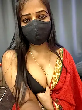 Misss-julli online show from 11, 11, 2025