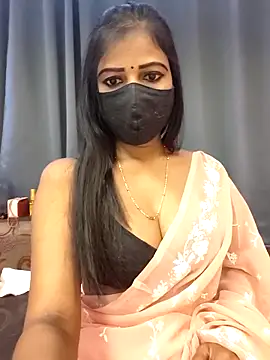 Misss-julli online show from 26, 11, 2025