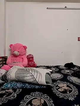 Misss-julli online show from 10, 9, 2025