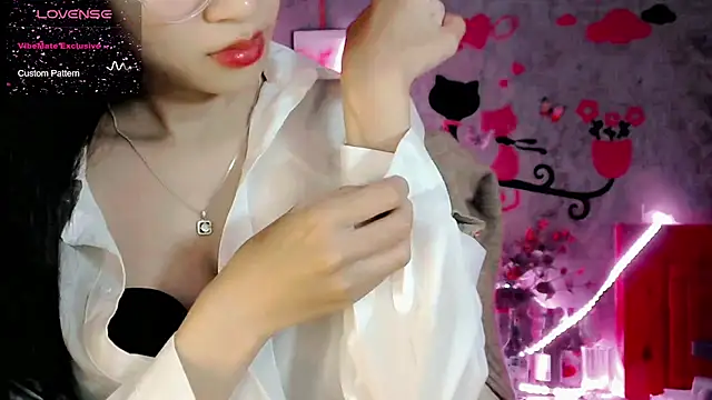 Suken 1x online show from 3, 12, 2025