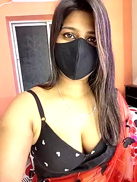 hoty sonali online show from 18, 4, 2026