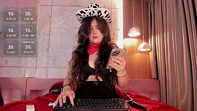 EllyMiller online show from 5, 11, 2025