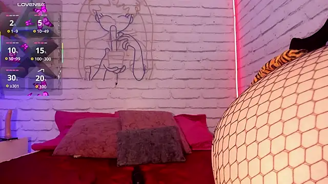 EllyMiller online show from 10, 10, 2025