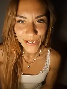 SlimBellaa online show from 11, 9, 2025