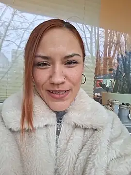 SlimBellaa online show from 12, 2, 2026