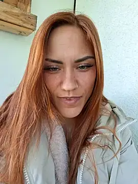 SlimBellaa online show from 24, 9, 2025