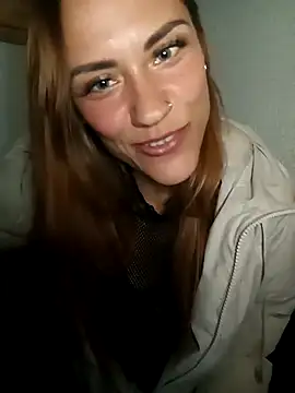 SlimBellaa online show from 16, 9, 2025