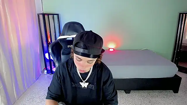 Stein  online show from 3, 10, 2025