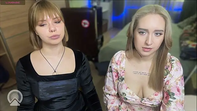 xxx sandra  online show from 8, 4, 2026