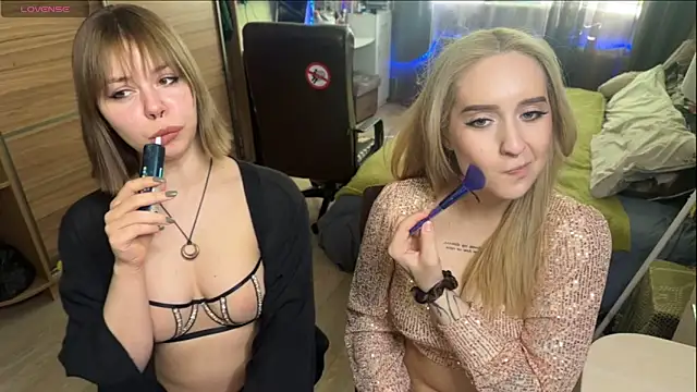 xxx sandra  online show from 7, 5, 2026