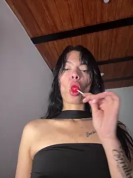 LiaCollings online show from 4, 6, 2026