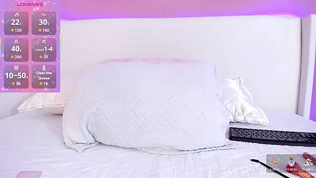  Saandy online show from 4, 12, 2025