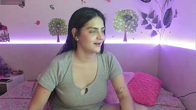 emily cooper t online show from 4, 12, 2025