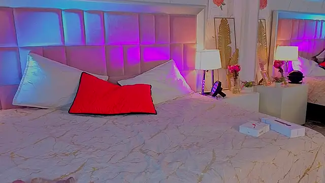 AlanaOdison online show from 9, 4, 2026