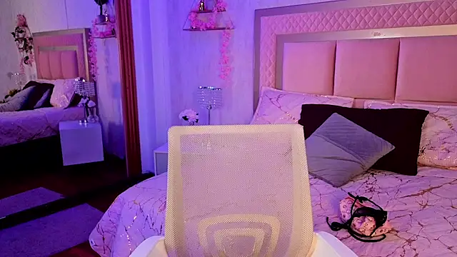 AlanaOdison online show from 20, 11, 2025