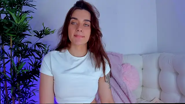 MissLana77 online show from 18, 9, 2025