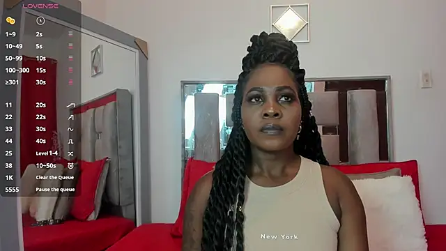 Snapshot of Emilly_roaa chatting on 3, 3, 2026 Emilly roaa online show from 3, 3, 2026