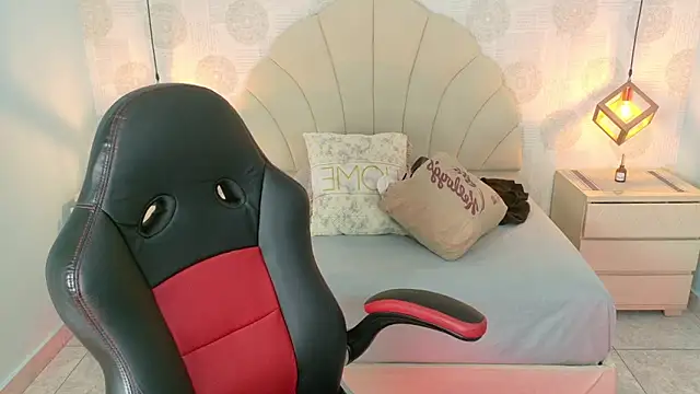 AIXATRISTA1 online show from 28, 10, 2025