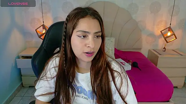 AIXATRISTA1 online show from 8, 10, 2025