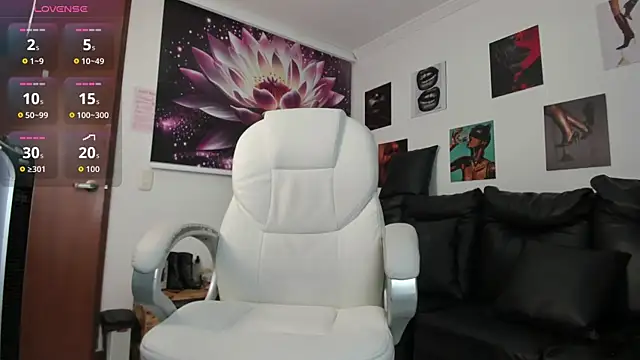 lycoris 19 online show from 13, 10, 2025