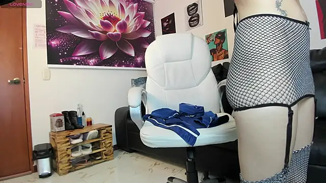 lycoris 19 online show from 10, 10, 2025