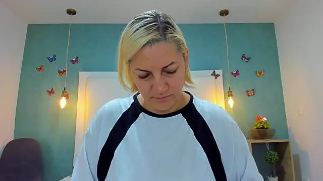 Heidy milf online show from 8, 10, 2025