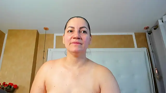 Snapshot of Heidy_milf chatting on 29, 7, 2026 Heidy milf online show from 29, 7, 2026