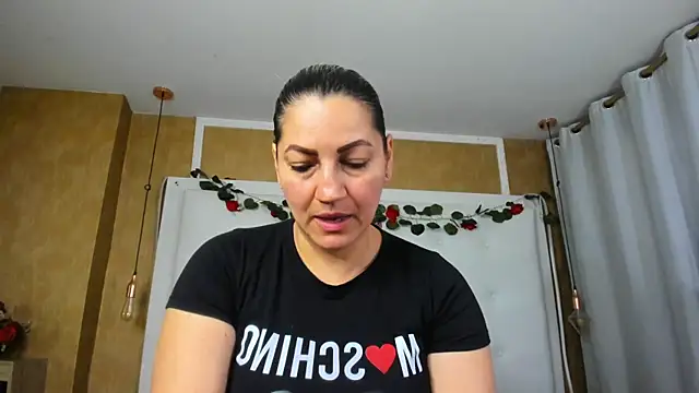 Heidy milf online show from 12, 5, 2026