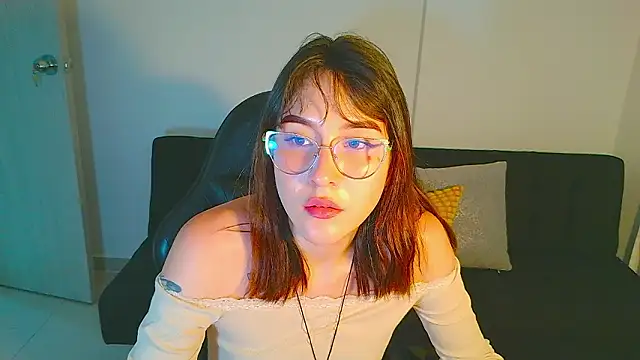 Yulienneg online show from 25, 2, 2026