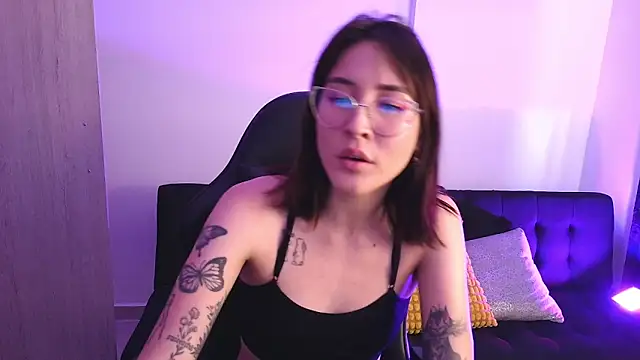 Yulienneg online show from 28, 11, 2025