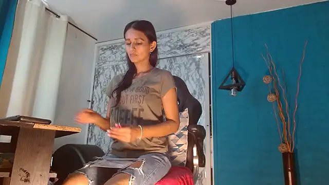 hanna mooreee online show from 17, 2, 2026