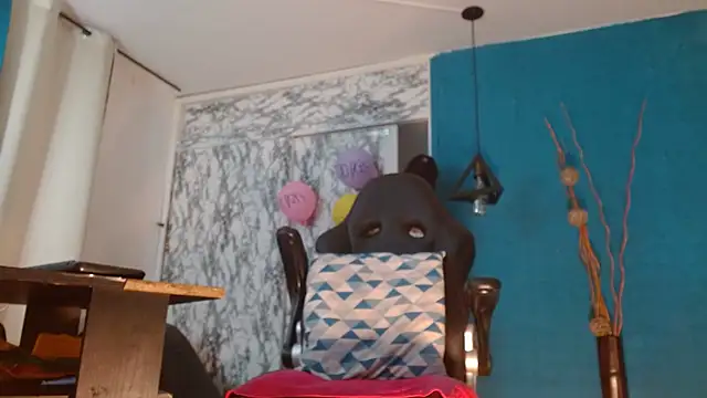 hanna mooreee online show from 10, 4, 2026