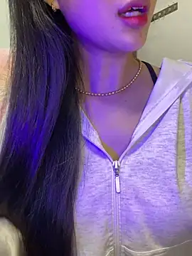 Sexlove bb online show from 2, 6, 2026