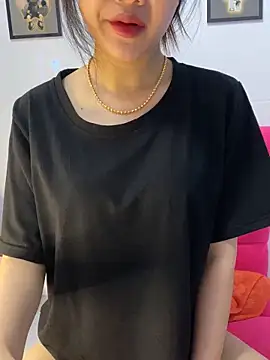 Sexlove bb online show from 3, 2, 2026