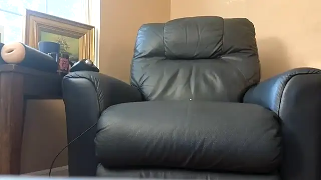 Single White Male online show from 19, 9, 2025