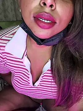 Hot-Sexy-Riya online show from 16, 1, 2026