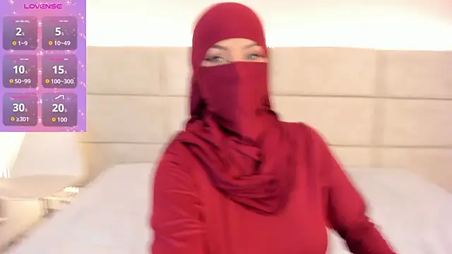  Nadiaa online show from 7, 10, 2025