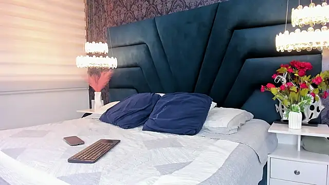 TaylerWhite online show from 9, 3, 2026