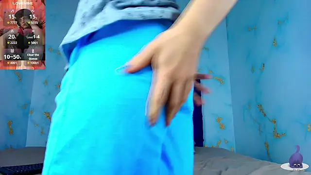 TaylerWhite online show from 3, 11, 2025