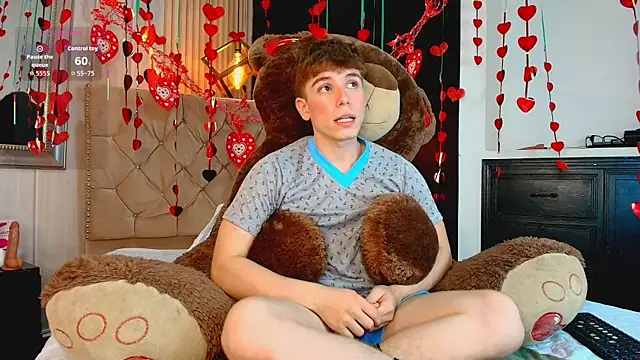 TaylerWhite online show from 29, 9, 2025