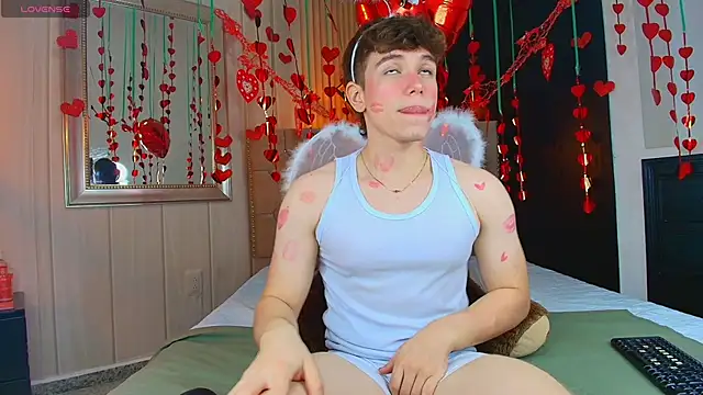 TaylerWhite online show from 20, 9, 2025