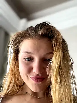 Emaline Fane online show from 18, 10, 2025