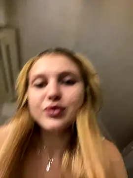 Emaline Fane online show from 5, 11, 2025