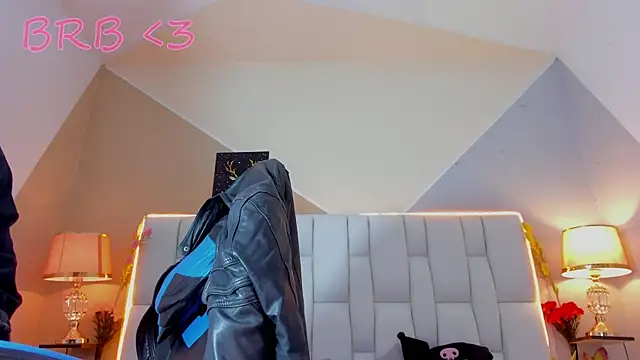 Snapshot of MilkWhore1 chatting on 27, 9, 2025 MilkWhore1 online show from 27, 9, 2025