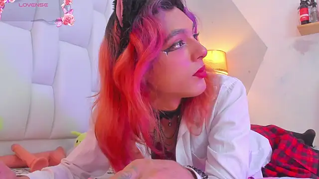 Snapshot of MilkWhore1 chatting on 6, 10, 2025 MilkWhore1 online show from 6, 10, 2025