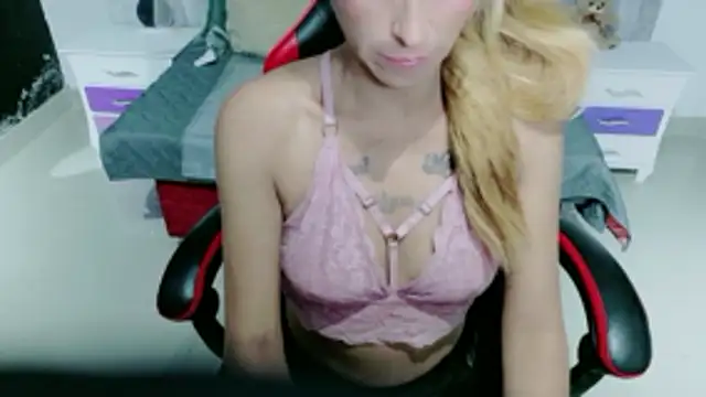 charlotte phaeton online show from 12, 2, 2026