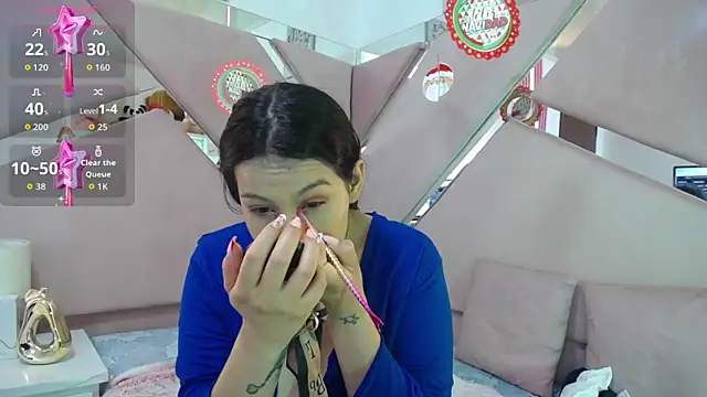 Mia garcia28 online show from 5, 12, 2025