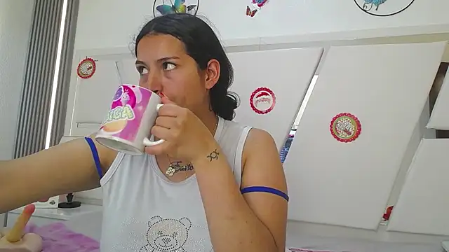 Mia garcia28 online show from 22, 12, 2025