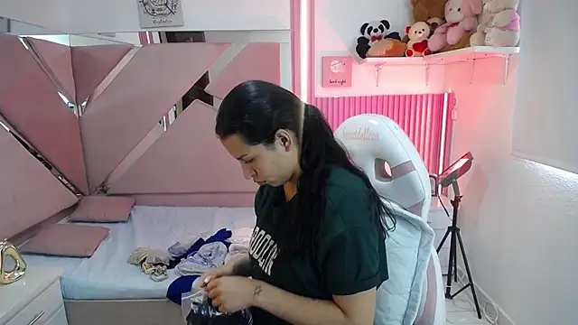 Snapshot of Mia_garcia28 chatting on 20, 3, 2026 Mia garcia28 online show from 20, 3, 2026