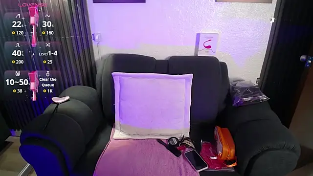 Mia garcia28 online show from 15, 9, 2025